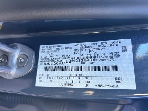 Certified 2022 Lincoln Corsair AWD w/ Premium Package image 22