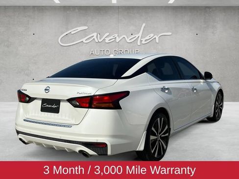 Used 2020 Nissan Altima 2.5 Platinum FWD image 16