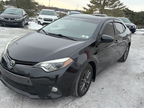 Used 2015 Toyota Corolla LE Premium image 19