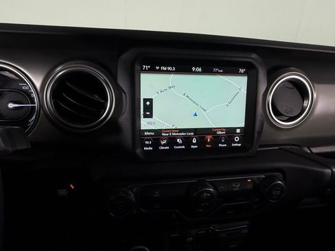 Used 2023 Jeep Wrangler Unlimited Rubicon 4xe AWD/4WD image 15