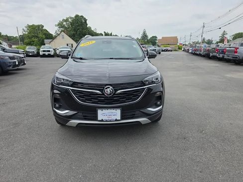 Used 2022 Buick Encore GX Essence w/ Advanced Technology Package AWD/4WD image 2