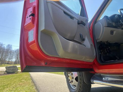 Used 2014 Chevrolet Silverado 3500 W/T w/ Snow Plow Prep Package image 11