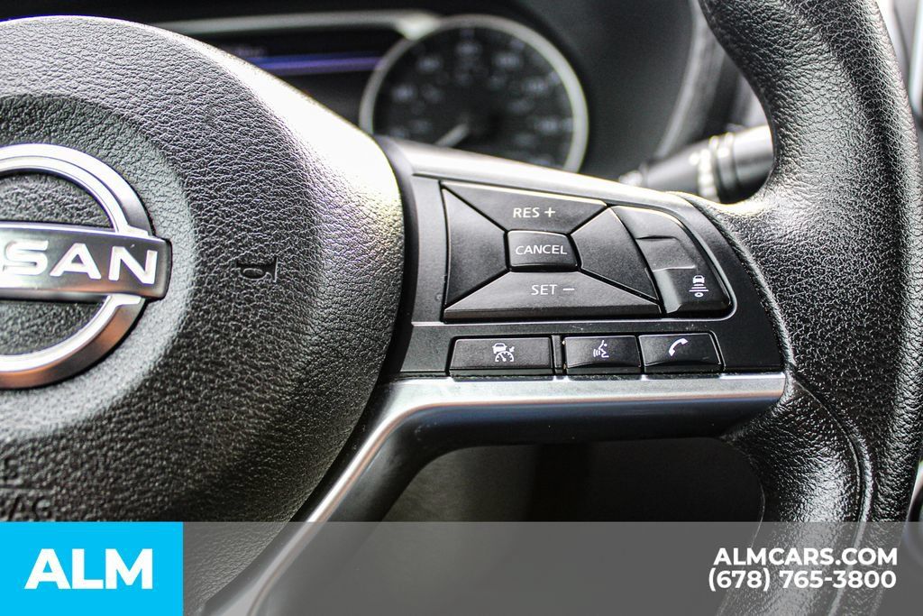 Used 2024 Nissan Sentra SV FWD image 26