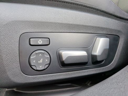 Used 2023 BMW M3 Competition w/ Executive Package image 28