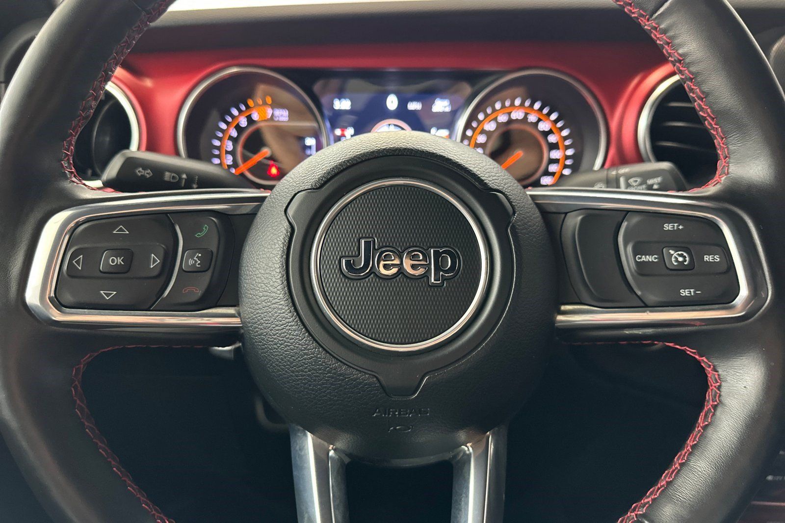 Used 2023 Jeep Wrangler Rubicon w/ Cold Weather Group AWD/4WD image 11