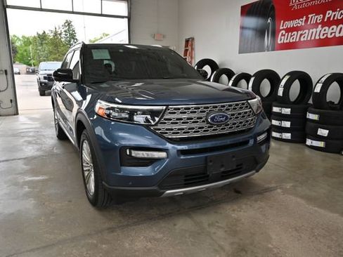 Used 2020 Ford Explorer Limited w/ Class III Trailer Tow Package AWD/4WD image 3