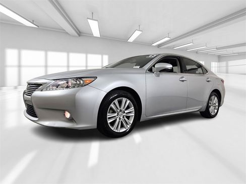 Used 2013 Lexus ES 350 image 2