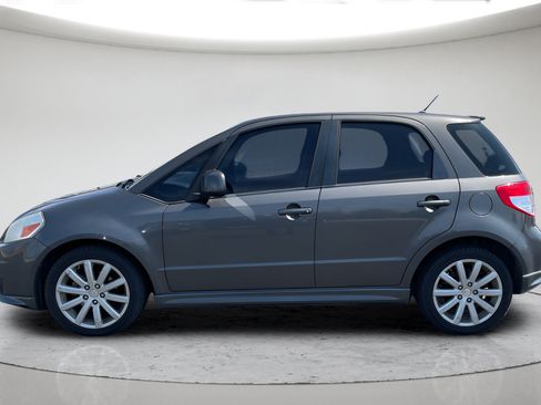 Used 2012 Suzuki SX4 Sportback FWD image 7