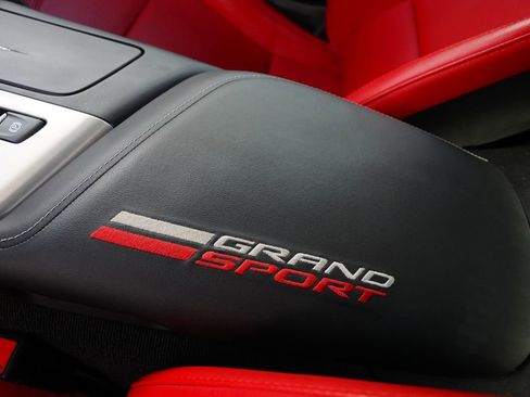 Used 2019 Chevrolet Corvette Grand Sport w/ Carbon Flash Badge Package RWD image 22