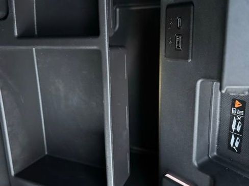 Used 2024 GMC Sierra 1500 Denali w/ Technology Package image 54