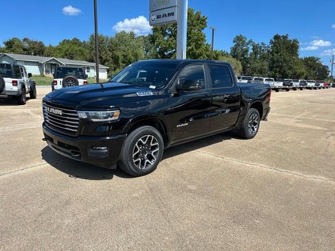 Used 2025 RAM 1500 Laramie w/ Laramie Southwest Edition AWD/4WD image 1