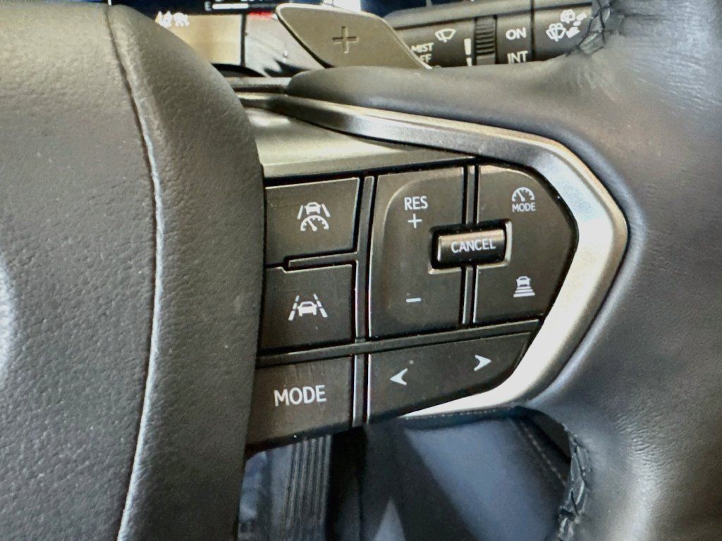 Used 2025 Lexus RX 350h AWD/4WD image 13