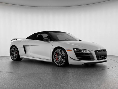 Used 2012 Audi R8 GT image 8