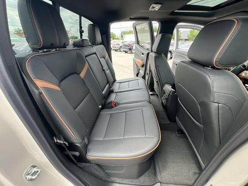New 2026 GMC Canyon AT4 w/ Technology Plus Package AWD/4WD image 12