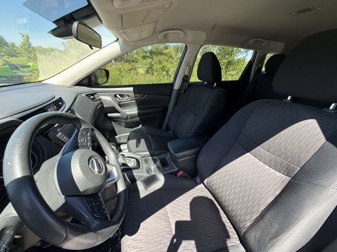 Used 2019 Nissan Rogue S w/ Special Edition Package AWD/4WD image 13