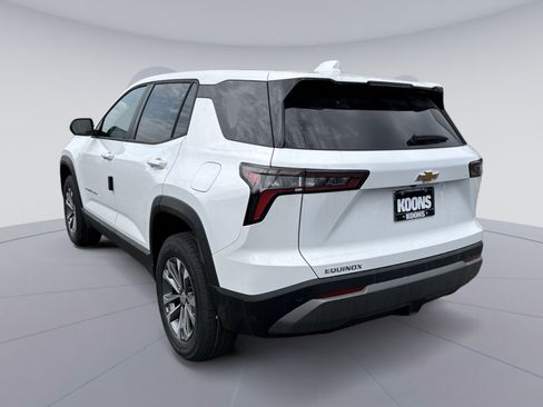 New 2026 Chevrolet Equinox LT FWD image 4