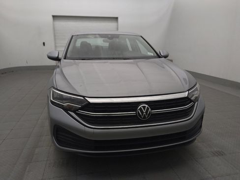 Used 2024 Volkswagen Jetta SE FWD image 14