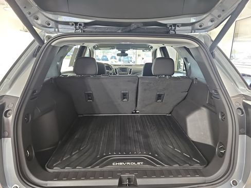 Used 2024 Chevrolet Equinox LT FWD image 15