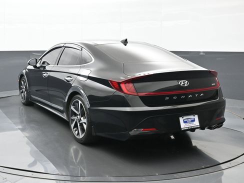 Used 2022 Hyundai Sonata SEL Plus FWD image 2