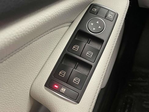 Used 2019 Mercedes-Benz GLA 250 4MATIC image 34