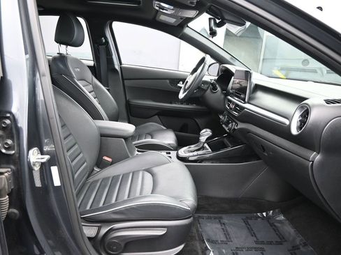 Used 2022 Kia Forte GT-Line w/ GT-Line Premium Package image 50