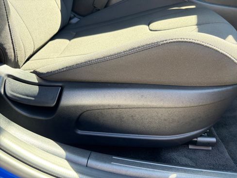 Used 2023 Hyundai Elantra SEL FWD image 32
