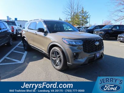 New 2026 Ford Explorer ST w/ Sun And Sound Package