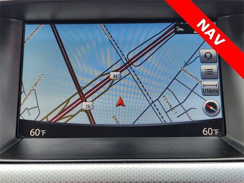 Used 2020 Nissan Pathfinder SL image 13