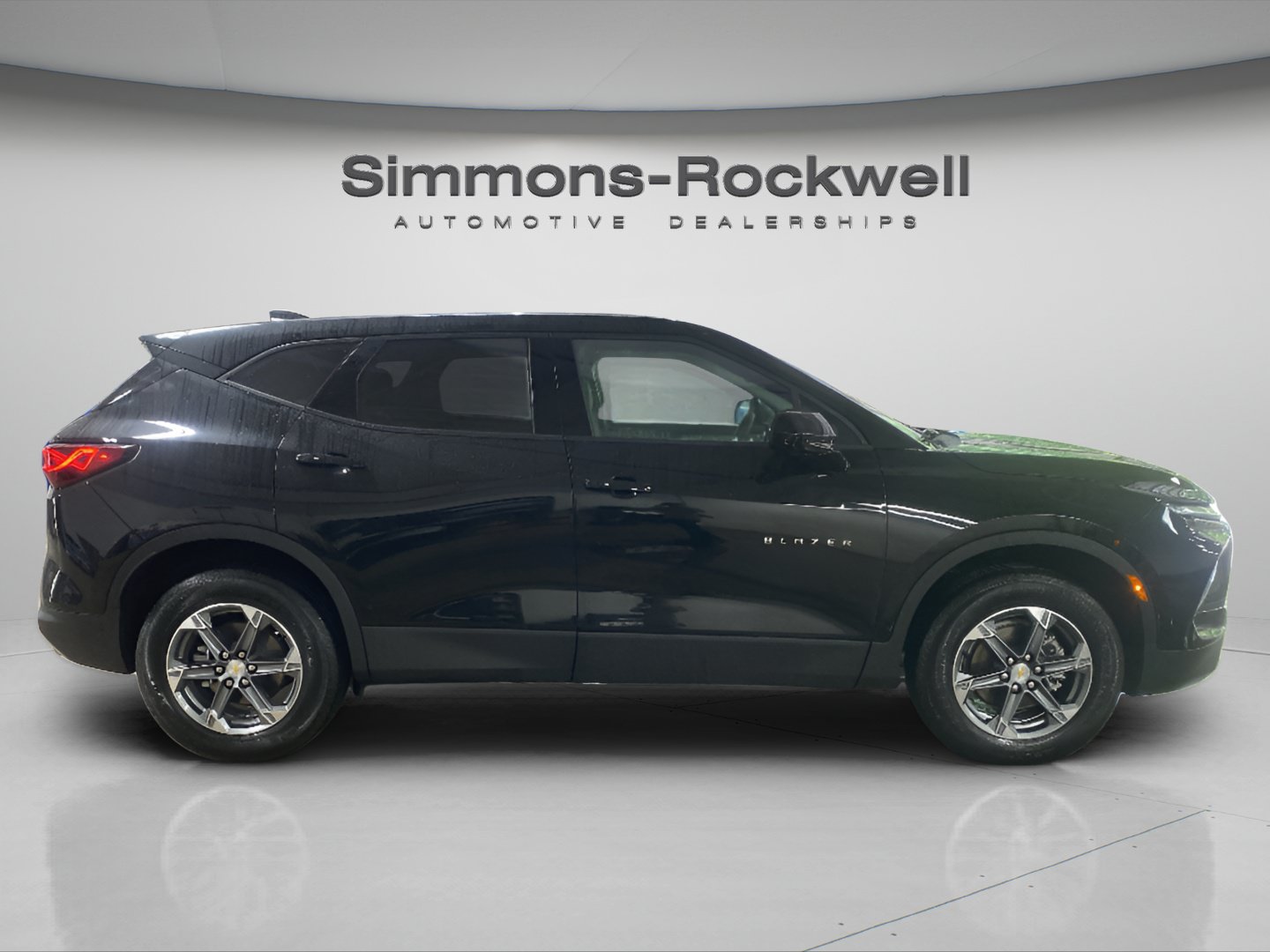 Used 2025 Chevrolet Blazer LT AWD/4WD image 6