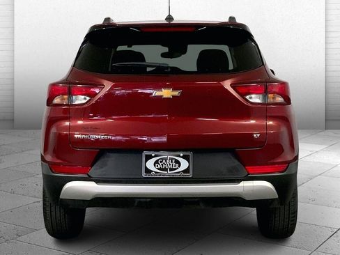 Used 2025 Chevrolet TrailBlazer LT image 3