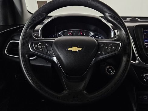 Used 2021 Chevrolet Equinox LT AWD/4WD image 16