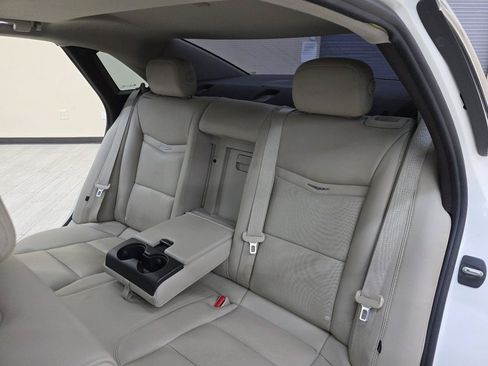 Used 2013 Cadillac XTS Luxury FWD image 25