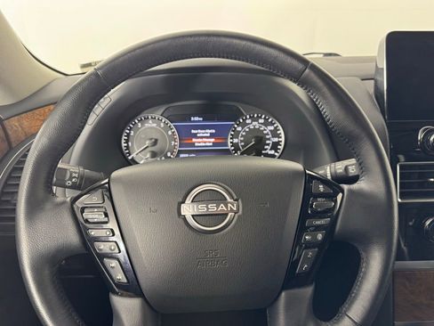 Used 2024 Nissan Armada SL w/ Captain's Chairs Package image 24
