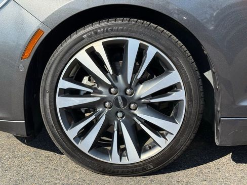 Used 2019 Lincoln MKZ Reserve FWD image 15