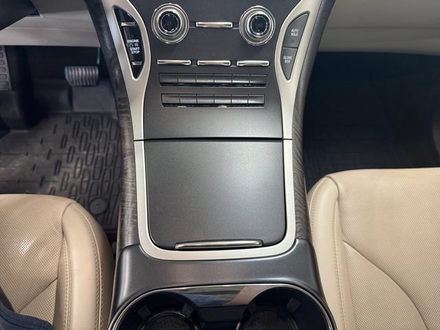 Used 2019 Lincoln Nautilus Reserve AWD/4WD image 18