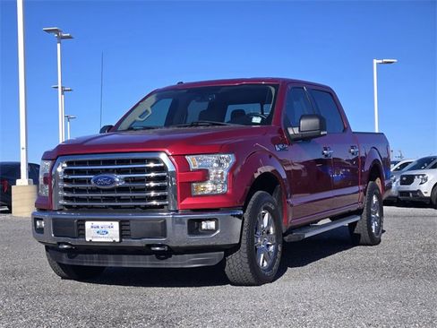 Used 2015 Ford F150 XLT w/ Equipment Group 302A Luxury image 3