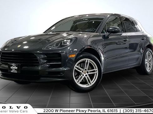 Used 2020 Porsche Macan w/ Premium Package Plus AWD/4WD image 1