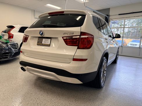 Used 2017 BMW X3 xDrive35i image 9