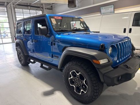Used 2023 Jeep Wrangler Unlimited Sport AWD/4WD image 2