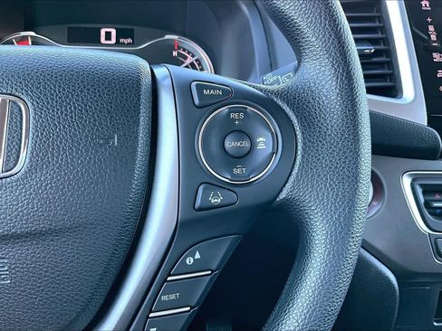 Used 2017 Honda Pilot EX image 22