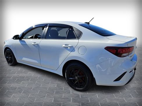 Used 2023 Kia Rio S image 5