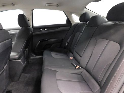 Used 2022 Kia K5 LXS image 18