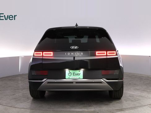 Used 2024 Hyundai Ioniq 5 SEL RWD image 15