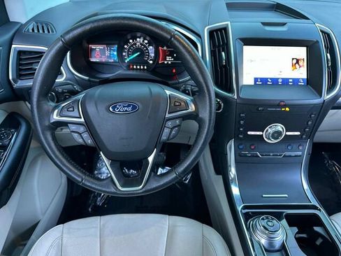 Used 2020 Ford Edge Titanium w/ Equipment Group 301A AWD/4WD image 17