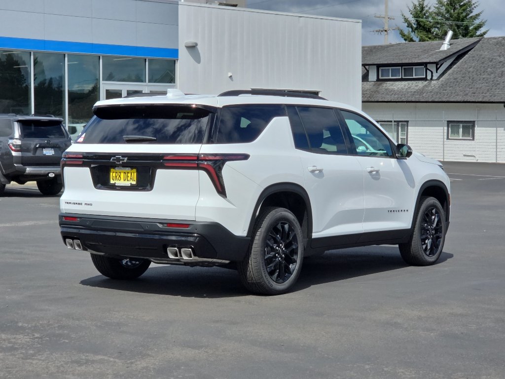 New 2026 Chevrolet Traverse LT w/ Enhanced Driving Package AWD/4WD image 5