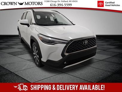 Used 2023 Toyota Corolla Cross XLE w/ Convenience Package
