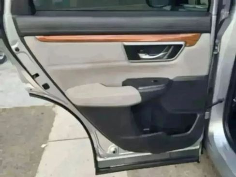 Used 2017 Honda CR-V EX image 18