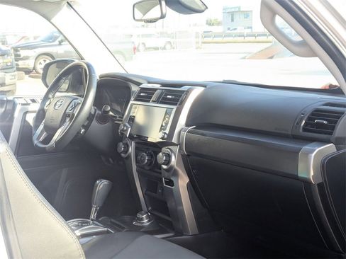 Used 2024 Toyota 4Runner SR5 Premium image 30