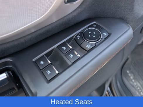Used 2025 Ford Expedition Active AWD/4WD image 11