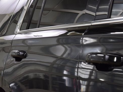 Used 2020 Chevrolet Tahoe LS w/ Enhanced Driver Alert Package image 17